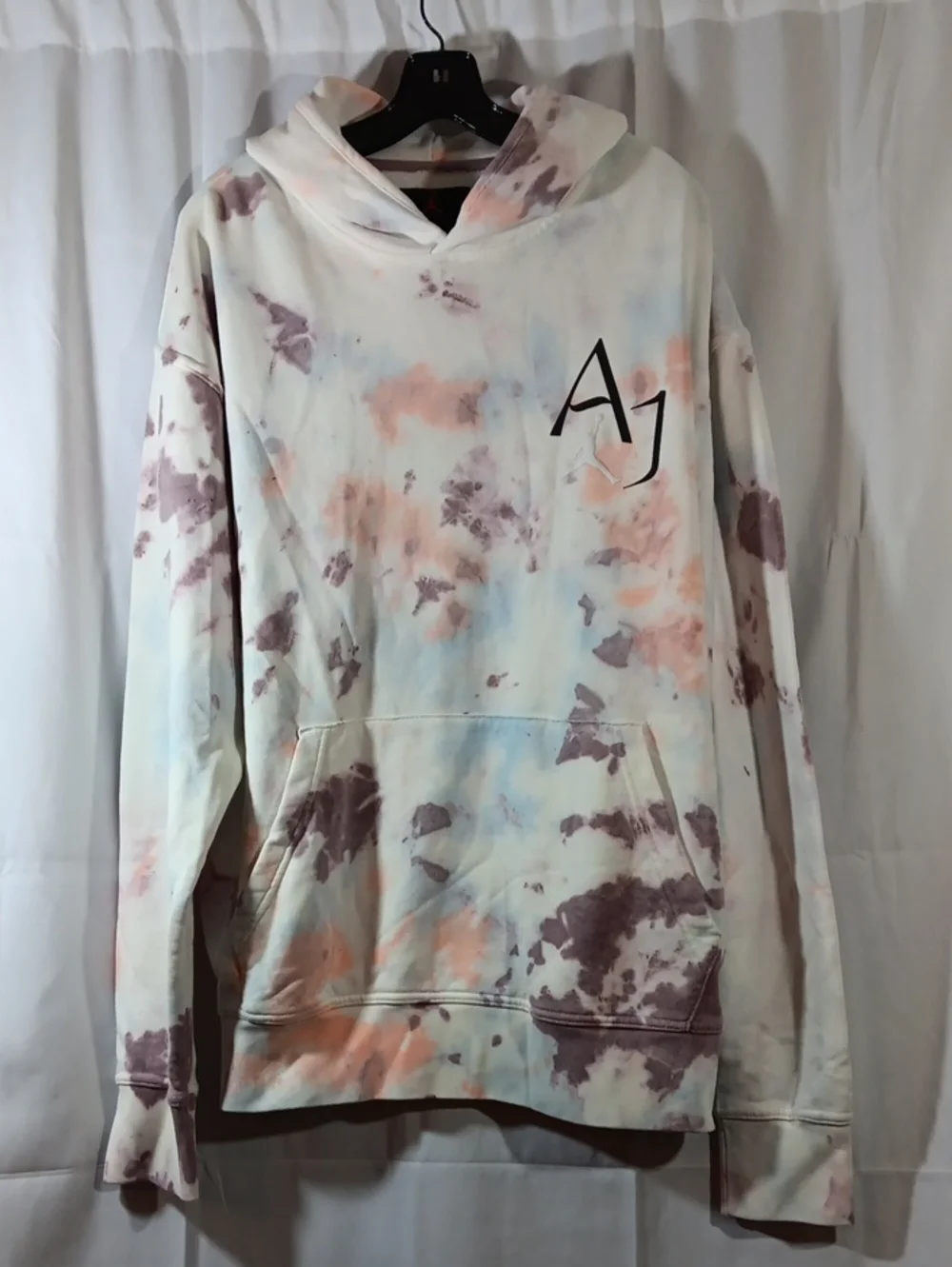 Jordan Mens Large Hoodie Sport DNA Kangaroo Pocket TieDye Purple Logo Shirt